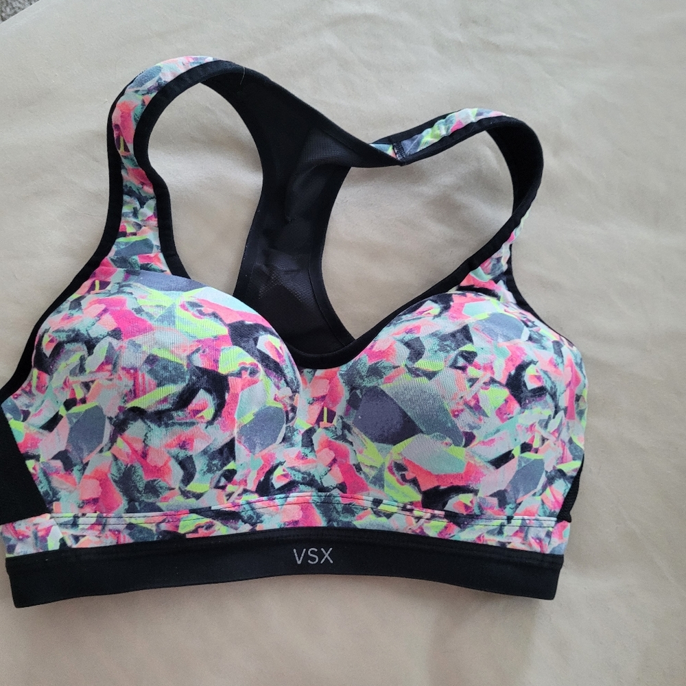 VS Sports Bra